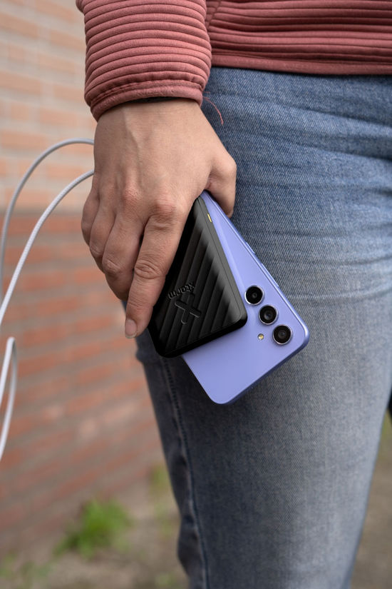 Xtorm 12W Go2 Powerbank 5.000 black