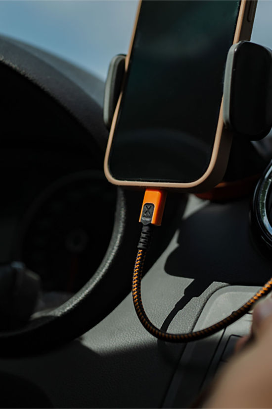 Xtorm Xtreme cable USB-C PD Ultra 240W (1,5m) black/orange