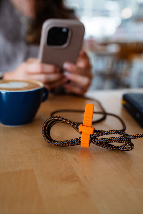 Xtorm Xtreme cable USB-C PD Ultra 240W (1,5m) black/orange