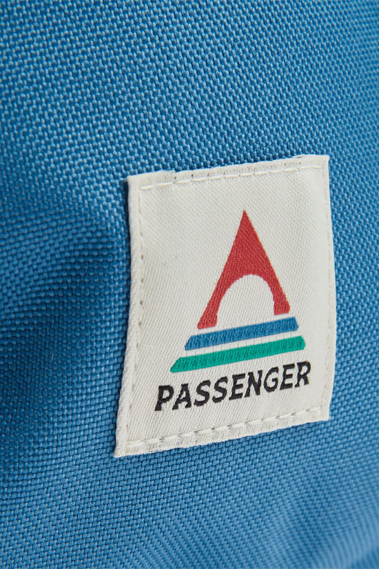 Passenger Boondocker Recycled Sling 8L Rugzak Navy Blue/Light Blue