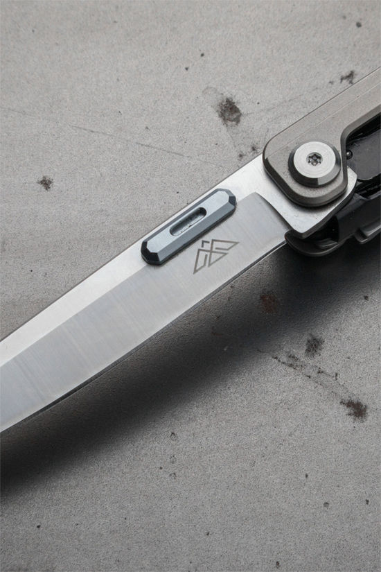 Black Eagle Teton Multitool mid grey